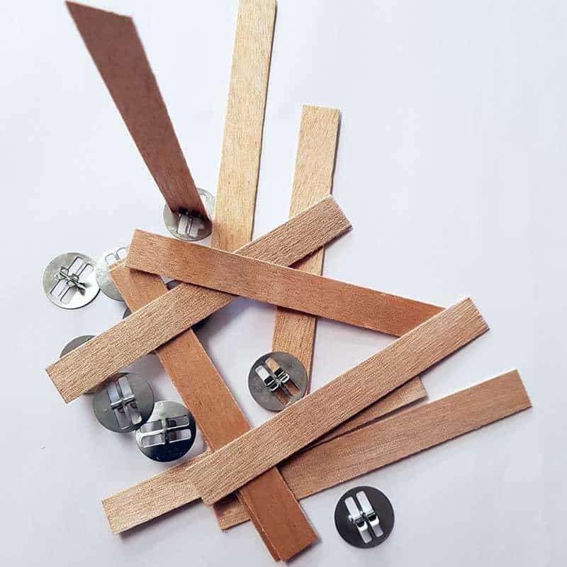 10 mèches renforcées en bois avec socles - T 4 (ø 8 à 9 cm) 10 mèches renforcées en bois avec socles - T 4 (ø 8 à 9 cm)